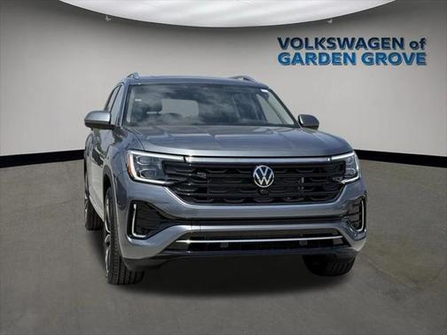 2025 Volkswagen Atlas 2.0T SEL Premium R-Line 4MOTION