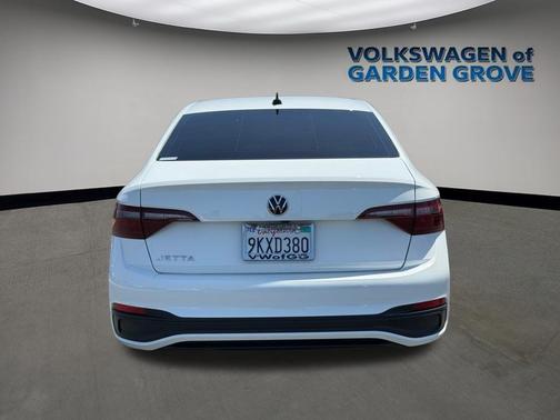 Pure White 2024 Volkswagen Jetta 1.5T S