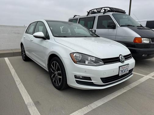 2015 Volkswagen Golf Auto TSI SE