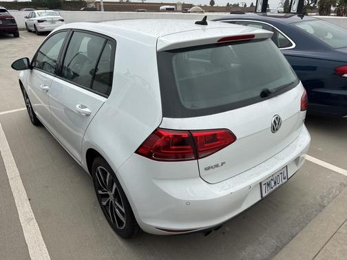2015 Volkswagen Golf Auto TSI SE