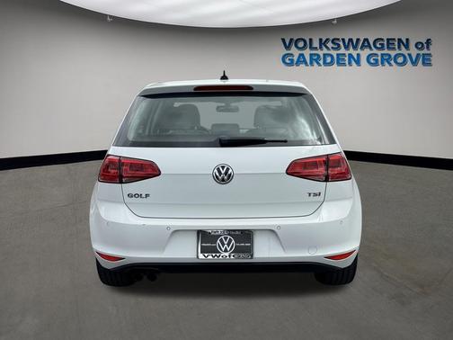 2015 Volkswagen Golf Auto TSI SE