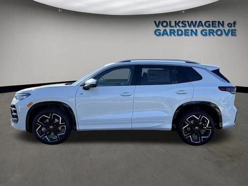 2026 Volkswagen Tiguan 2.0T SEL R-Line 4MOTION