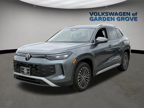 2025 Volkswagen Tiguan 2.0T S