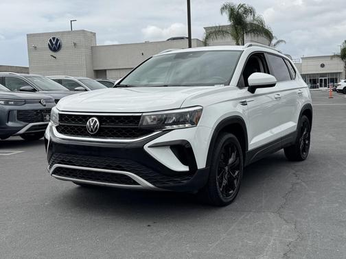 2022 Volkswagen Taos 1.5T SE