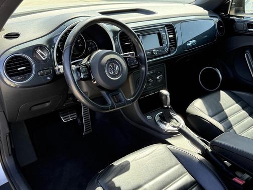 2012 Volkswagen Beetle Base