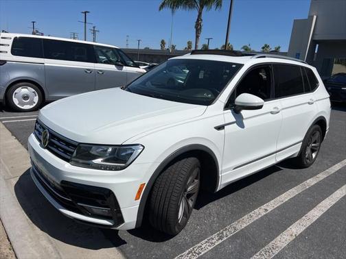 2019 Volkswagen Tiguan 2.0T SEL R-Line
