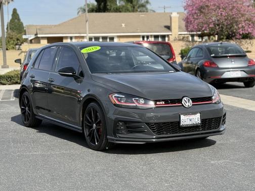 2019 Volkswagen Golf GTI 2.0T S 4-Door