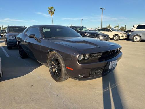 2018 Dodge Challenger SXT