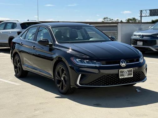 2026 Volkswagen Jetta 1.4T SE