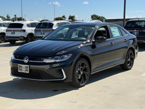 2026 Volkswagen Jetta 1.4T SE