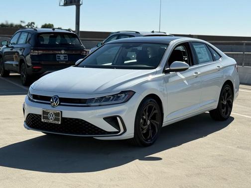 2026 Volkswagen Jetta 1.4T SE