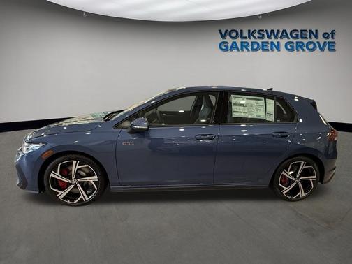 2025 Volkswagen Golf GTI 2.0T SE DSG