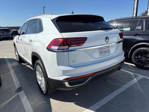 2021 Volkswagen Atlas Cross Sport 2.0T SE w/Technology