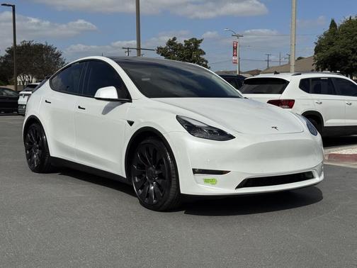2022 Tesla Model Y Performance Dual Motor All-Wheel Drive