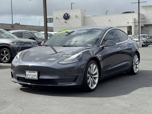 2019 Tesla Model 3 Long Range