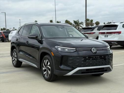 2025 Volkswagen Tiguan 2.0T S