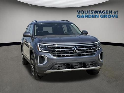 2025 Volkswagen Atlas 2.0T SE