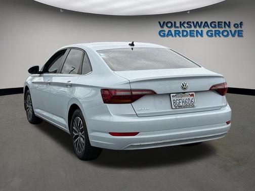 White Silver Metallic 2019 Volkswagen Jetta 1.4T SEL