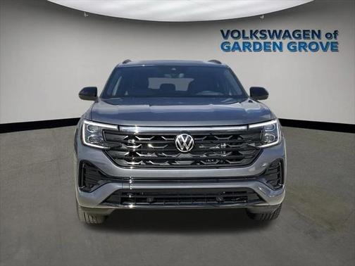 2025 Volkswagen Atlas Cross Sport 2.0T SEL