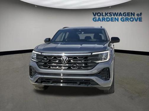 2025 Volkswagen Atlas Cross Sport 2.0T SEL