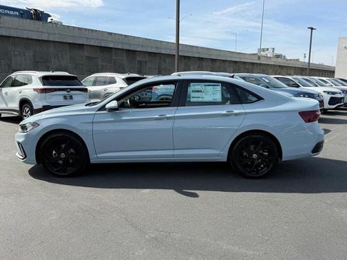 2026 Volkswagen Jetta 1.4T SE