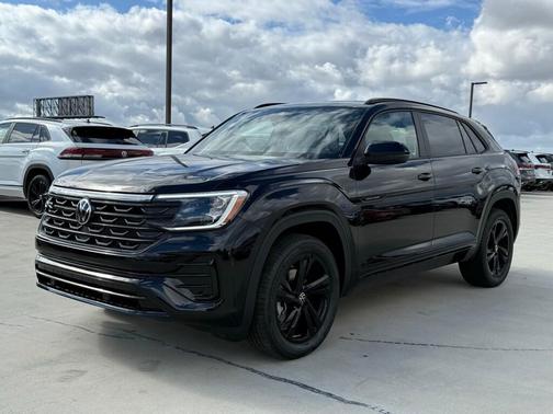 2026 Volkswagen Atlas Cross Sport 2.0T SEL