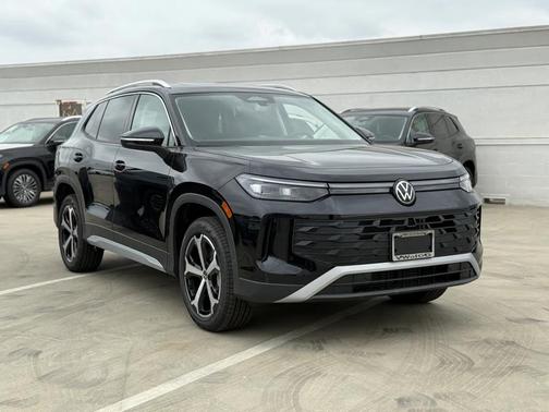 2025 Volkswagen Tiguan 2.0T SE 4MOTION