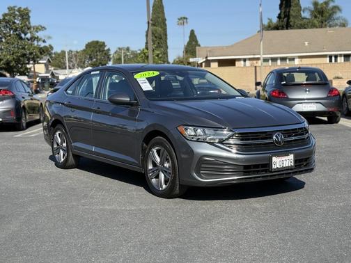 2024 Volkswagen Jetta 1.5T SE