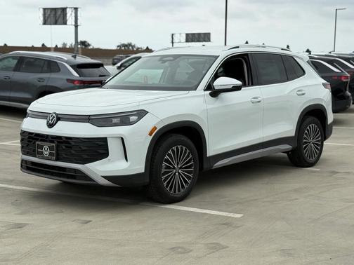 2025 Volkswagen Tiguan 2.0T S