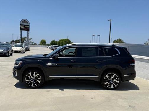 2025 Volkswagen Atlas 2.0T SEL Premium R-Line 4MOTION
