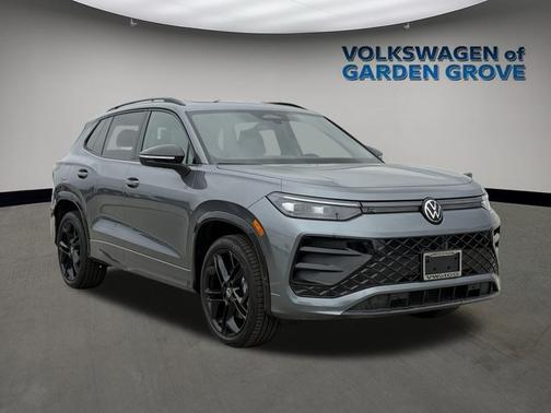 2025 Volkswagen Tiguan 2.0T SE R-Line Black 4MOTION