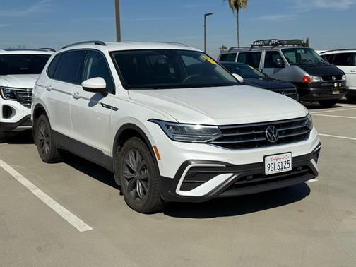 2023 Volkswagen Tiguan 2.0T SE