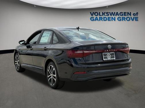 Deep Black Pearl 2026 Volkswagen Jetta 1.4T S