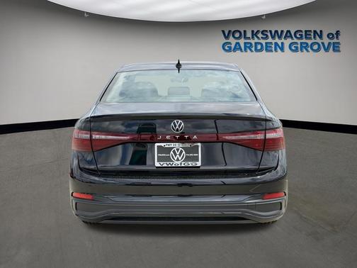 Deep Black Pearl 2026 Volkswagen Jetta 1.4T S