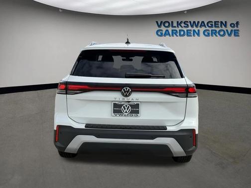 2026 Volkswagen Tiguan 2.0T S