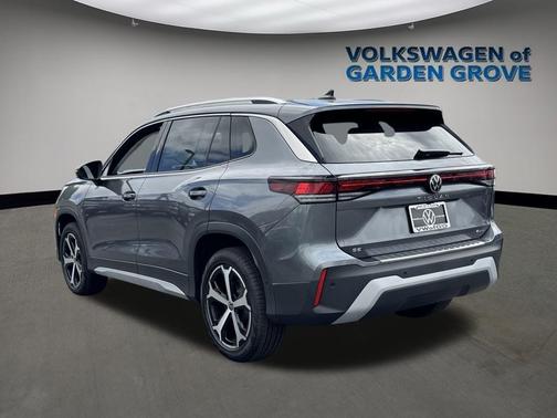 2025 Volkswagen Tiguan 2.0T SE 4MOTION