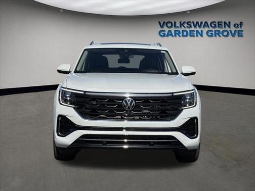 2025 Volkswagen Atlas 2.0T SEL Premium R-Line 4MOTION