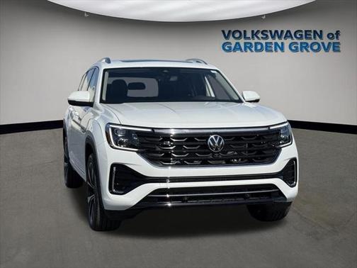 2025 Volkswagen Atlas 2.0T SEL Premium R-Line 4MOTION