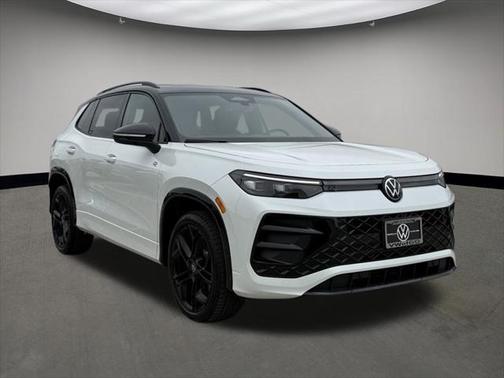 2025 Volkswagen Tiguan 2.0T SE R-Line Black 4MOTION