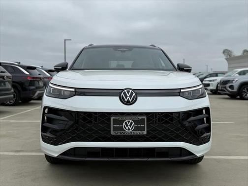2025 Volkswagen Tiguan 2.0T SE R-Line Black 4MOTION