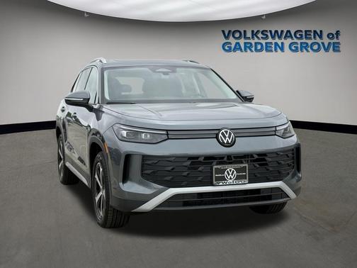 2025 Volkswagen Tiguan 2.0T SE 4MOTION