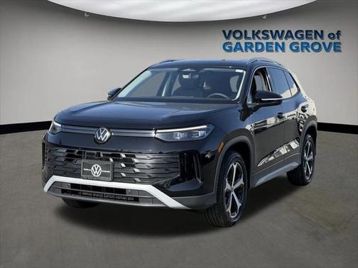 2025 Volkswagen Tiguan 2.0T SE 4MOTION