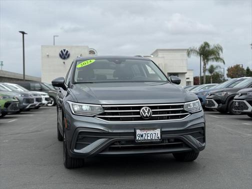 2024 Volkswagen Tiguan 2.0T SE