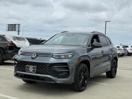 2025 Volkswagen Tiguan 2.0T SE R-Line Black 4MOTION