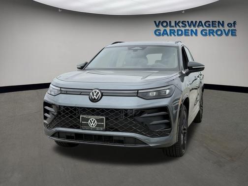 2025 Volkswagen Tiguan 2.0T SE R-Line Black 4MOTION