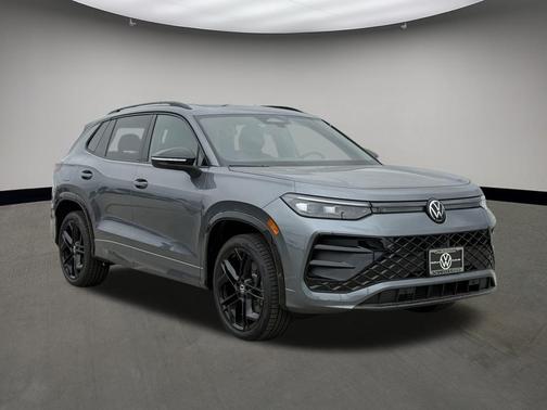 2025 Volkswagen Tiguan 2.0T SE R-Line Black 4MOTION