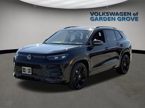 2025 Volkswagen Tiguan 2.0T SE R-Line Black