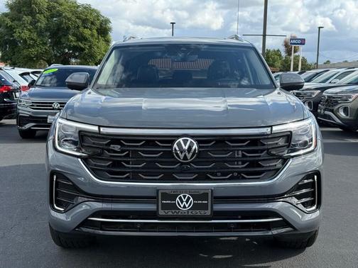 2026 Volkswagen Atlas 2.0T SEL Premium R-Line 4MOTION
