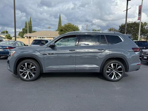 2026 Volkswagen Atlas 2.0T SEL Premium R-Line 4MOTION