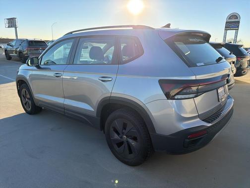 2025 Volkswagen Taos 1.5T S